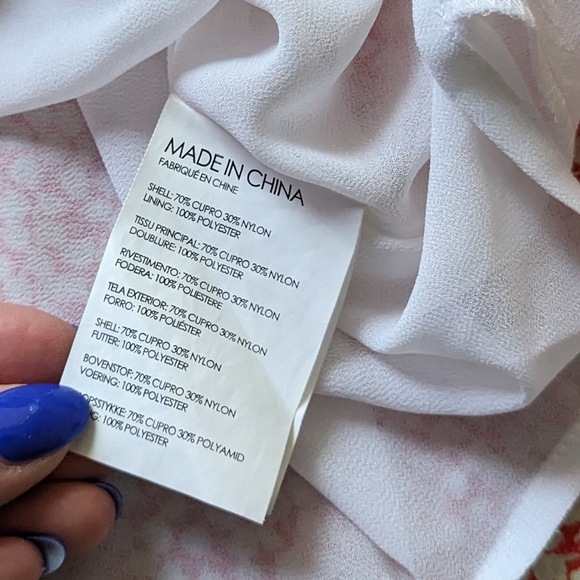 NWOT Club Monaco Malaina puff sleeve red and white floral print blouse - Picture 6 of 6